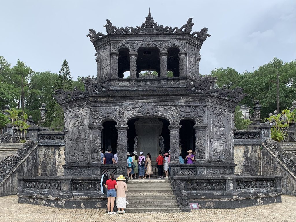 Huế · Đà Nẵng · Hội An · Động Phong Nha