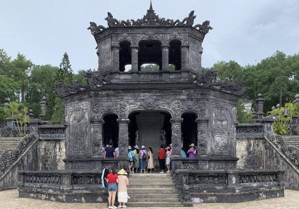 Huế · Đà Nẵng · Hội An · Động Phong Nha