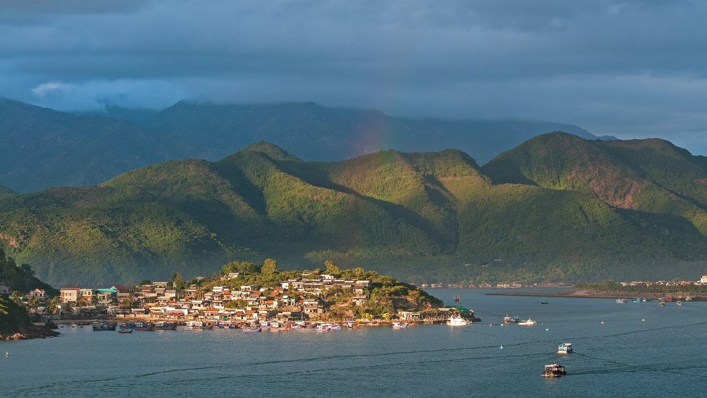 Nha Trang · VinWonders · Đảo Hòn Mun